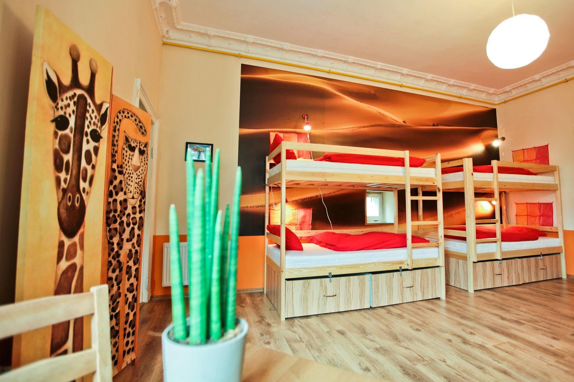 Poco Loco Hostel ポズナン エクステリア 写真