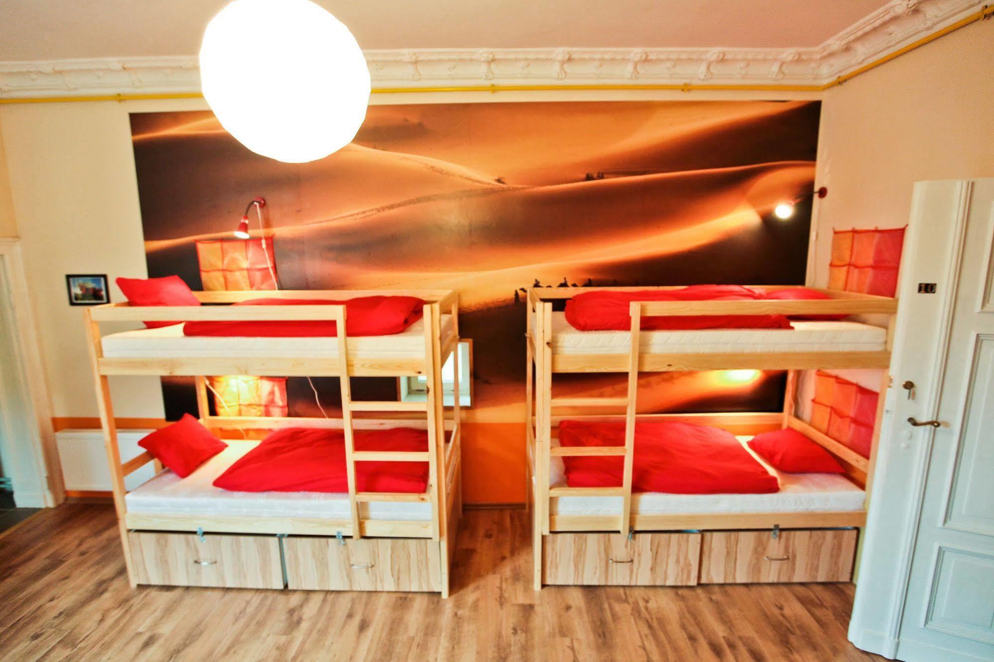 Poco Loco Hostel ポズナン エクステリア 写真