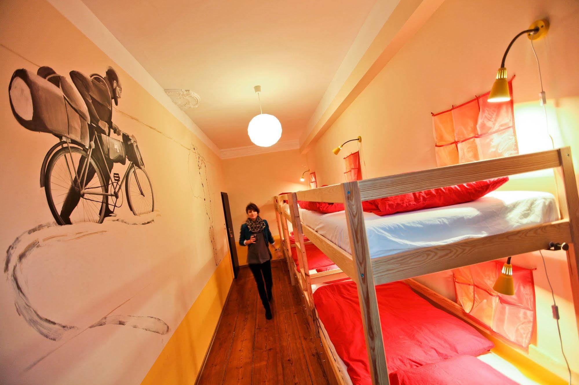Poco Loco Hostel ポズナン エクステリア 写真